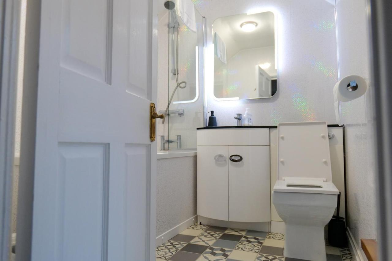 Broadway Belfast! Central Location! Sleeps 6! Exterior foto