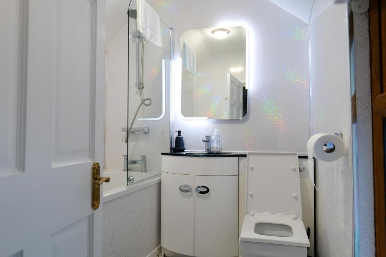 Broadway Belfast! Central Location! Sleeps 6! Exterior foto